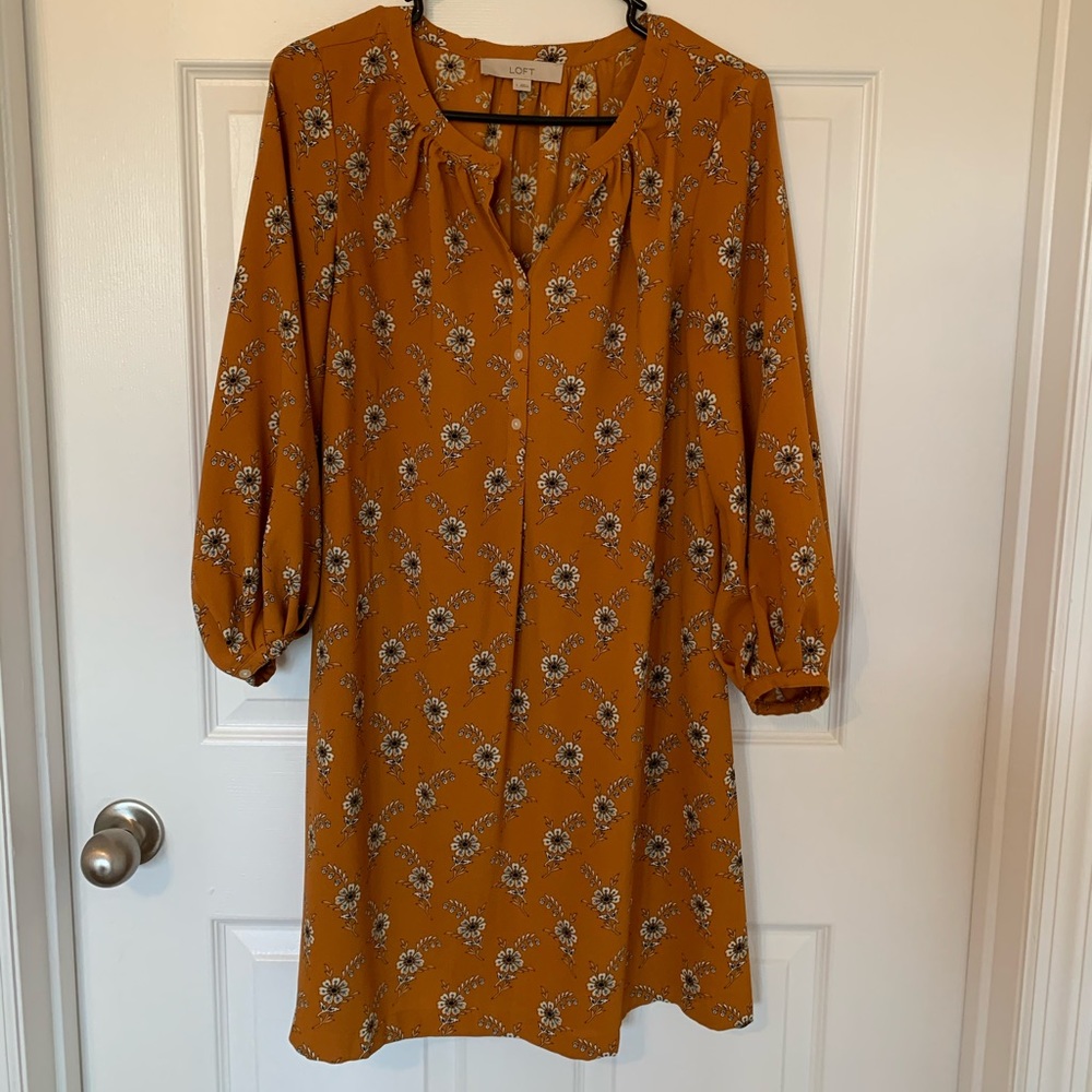 LOFT Floral Print Shift Dress